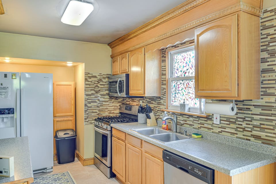 Kitchen | 1st Floor | Cooking Basics | Keurig Coffee Maker