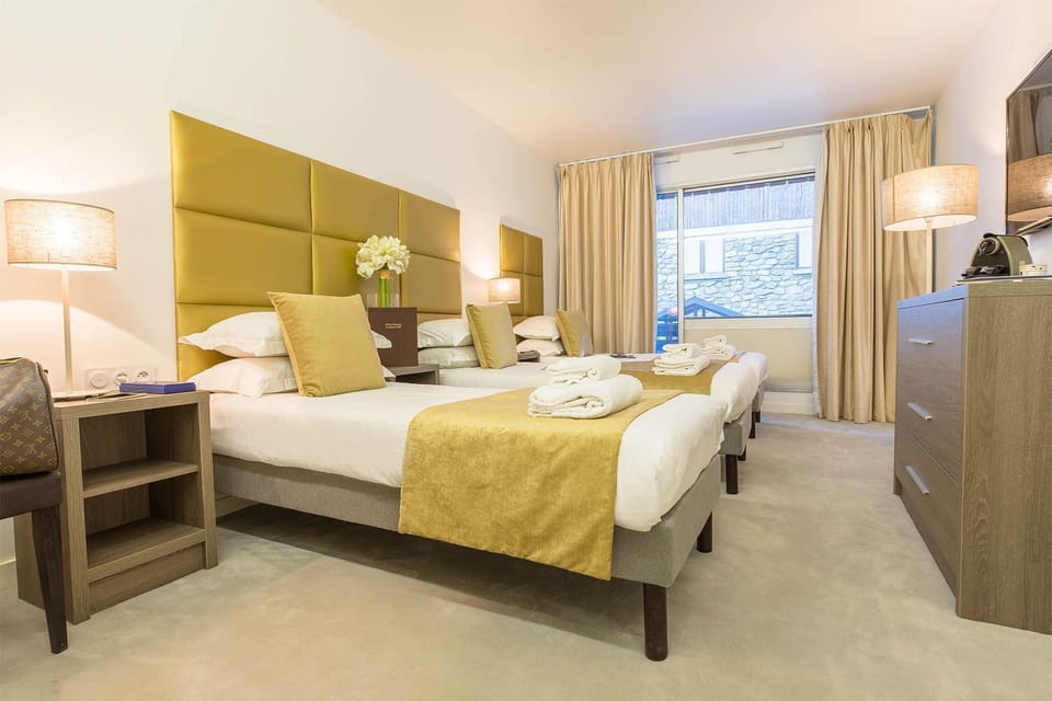 Drift to sleep in the comfortable Single beds after a wonderful day outside.