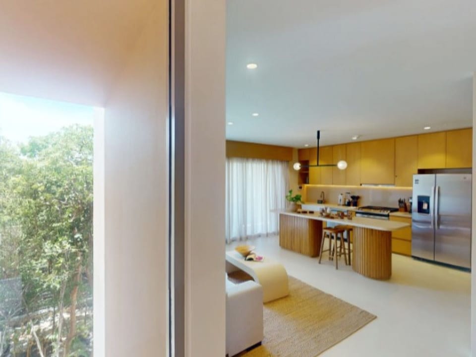 Aflora - 1 Bed Third Floor Apartment - Garden View