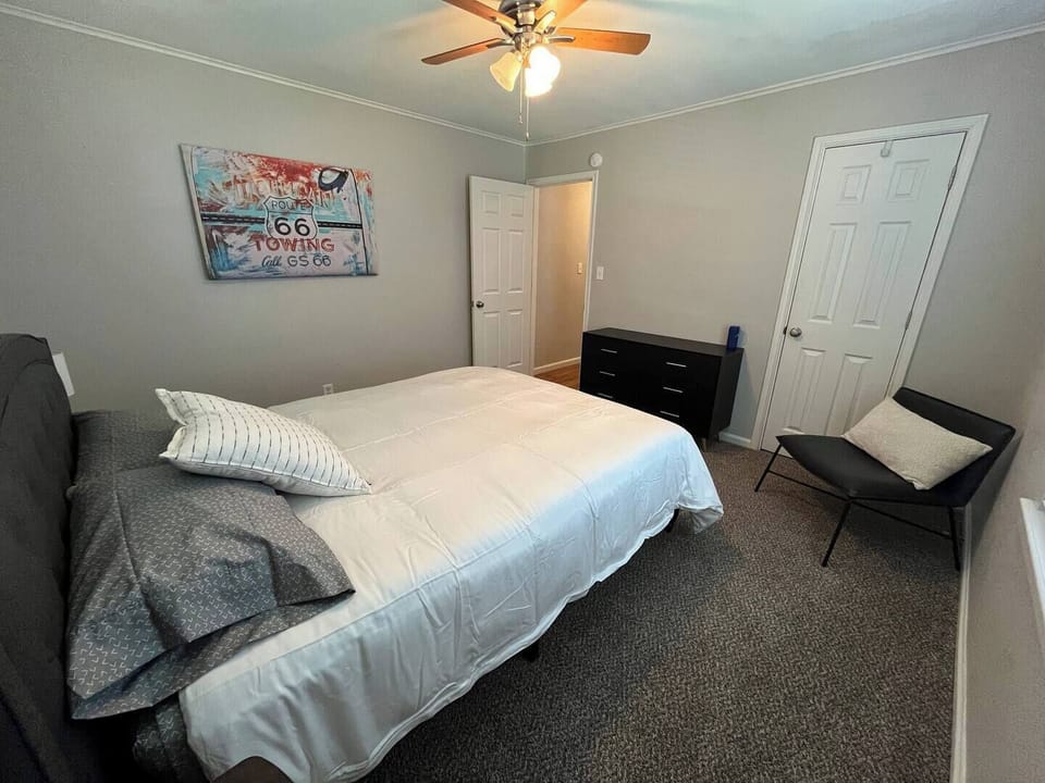 Queen-sized bed, room-darkening curtains, and a sound machine if desired. We also have a bluetooth speaker available to use during your stay.