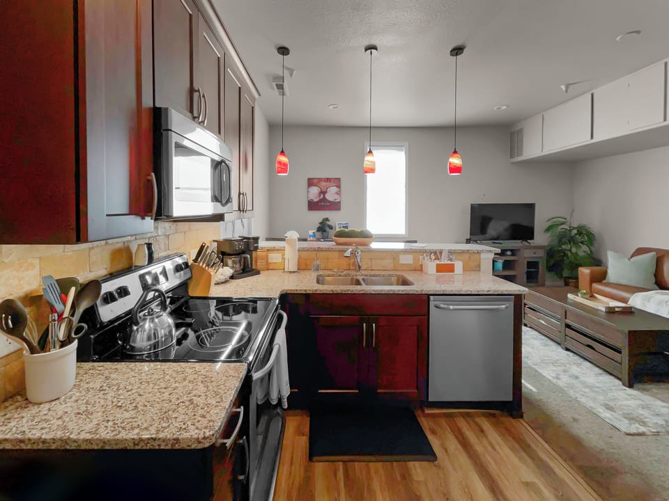 Fully stocked kitchen for meal prep