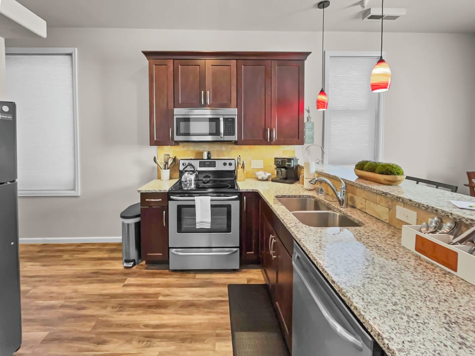 Updated kitchen with bar area