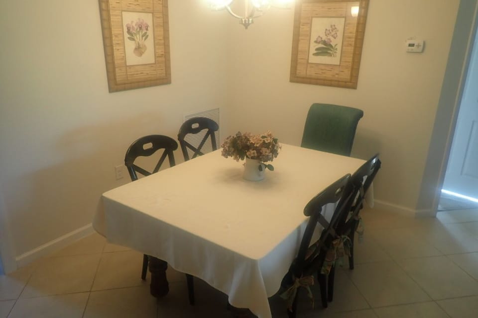 dining room,
