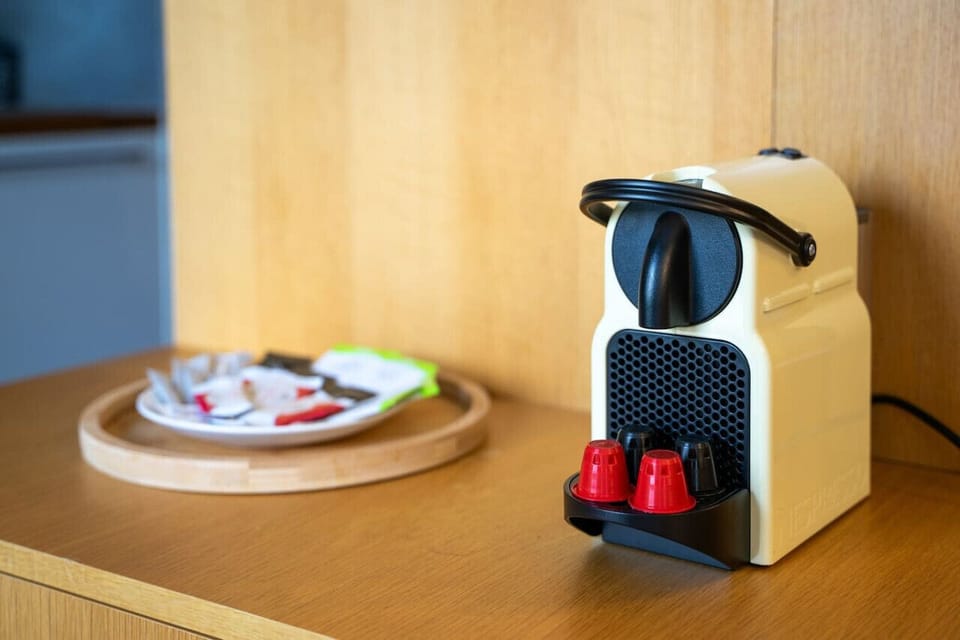 Coffee Machine | Book Now with RENTUJEMY.COM