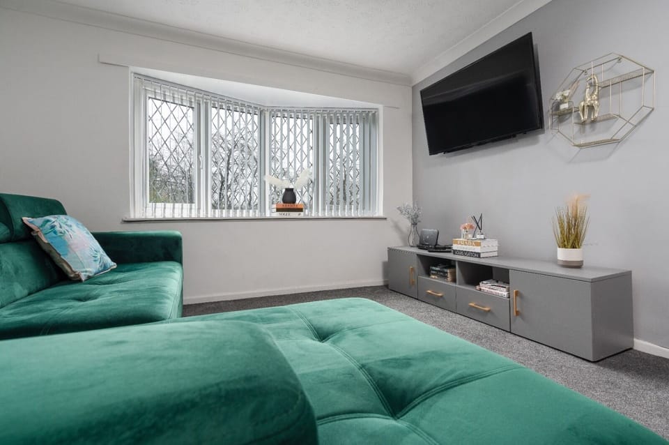 Living Room / Lounge