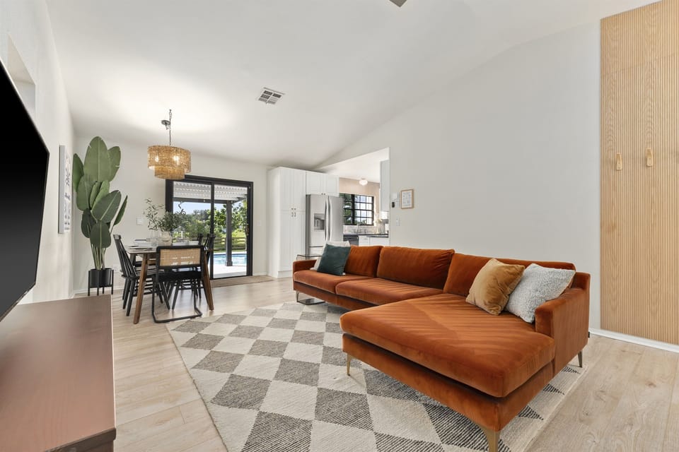 Living Rm