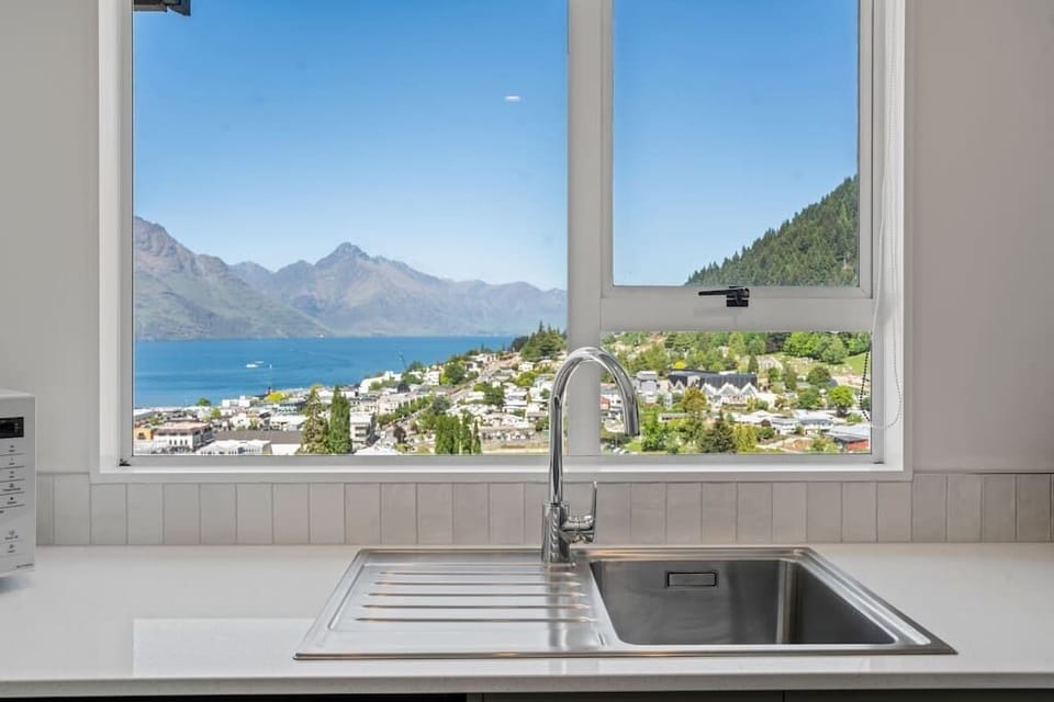 Spectacular views from the kitchen