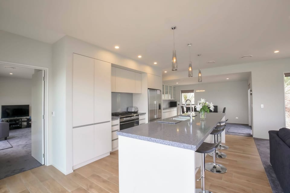 Beautiful kitchen with everything you need
