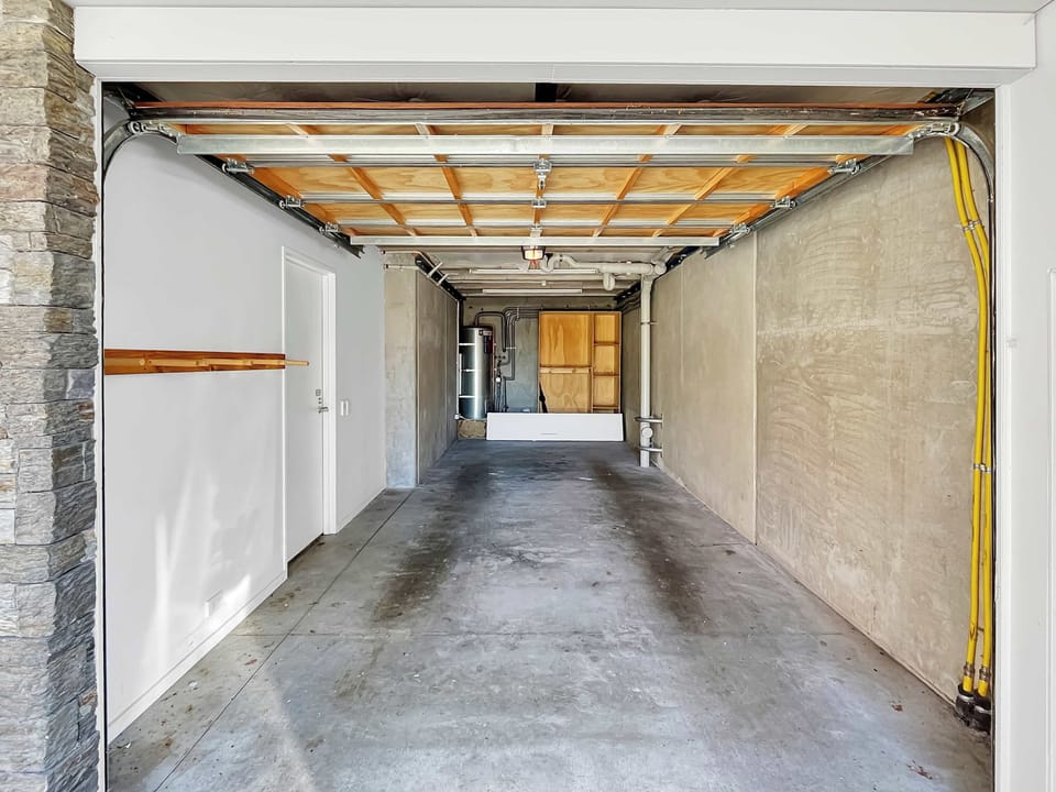 Secure internal garage with storage space
