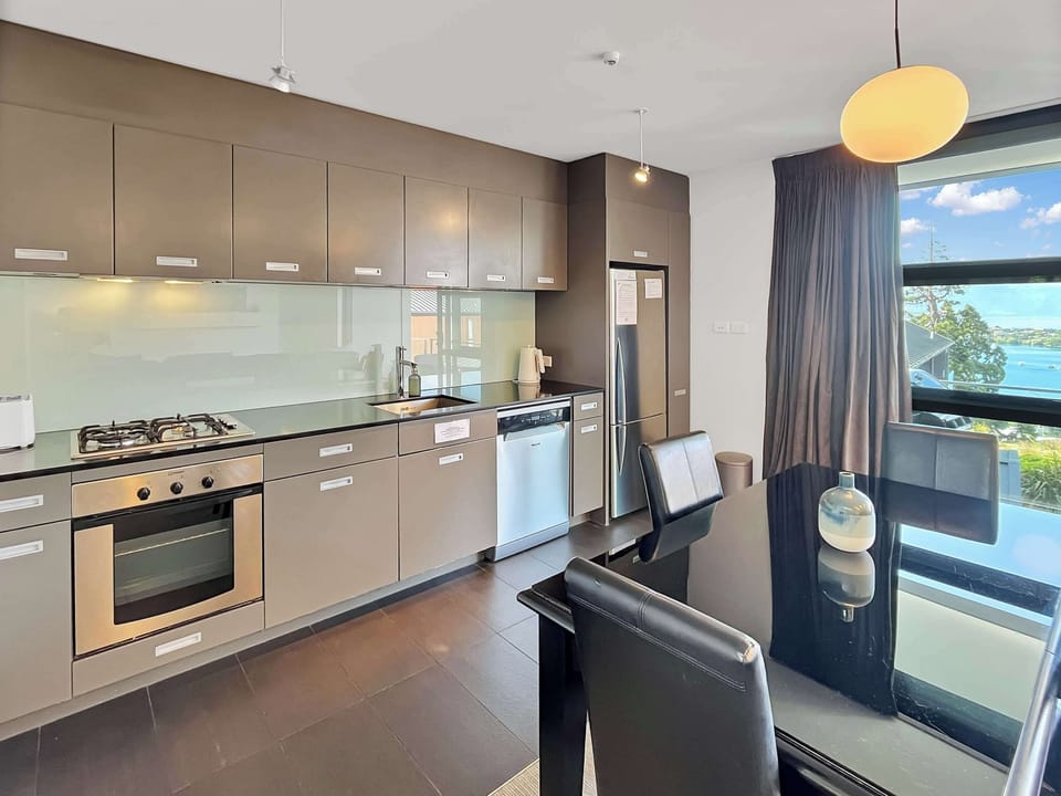 Fully equipped modern kitchen and dining area