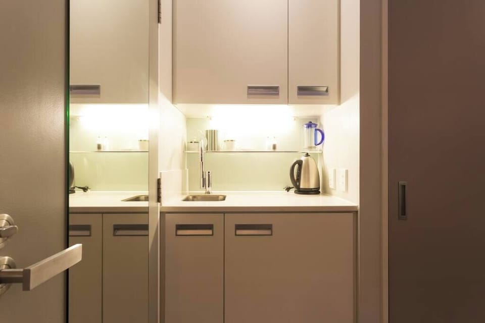 2nd bedroom sink