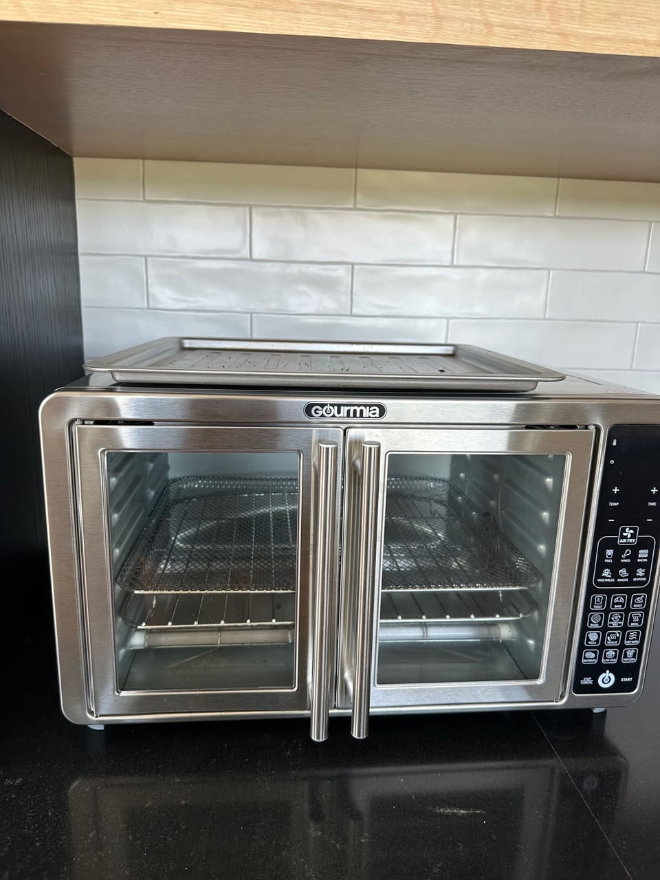 Appliances for everything, incl coffee maker, toaster, double oven, large refrig