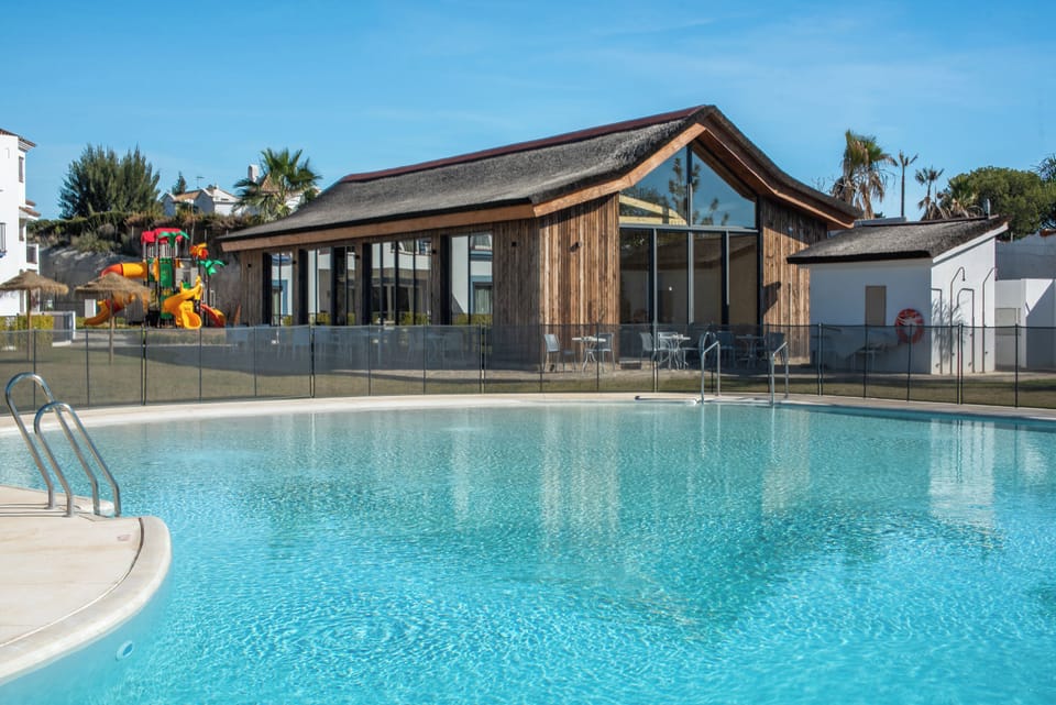 Pool (1)