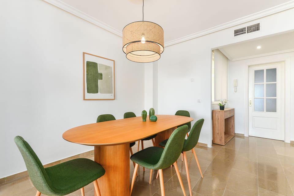 Dining room (2)