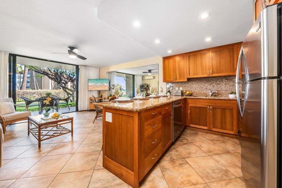 Cook in bright spaces that open to patios and palms.