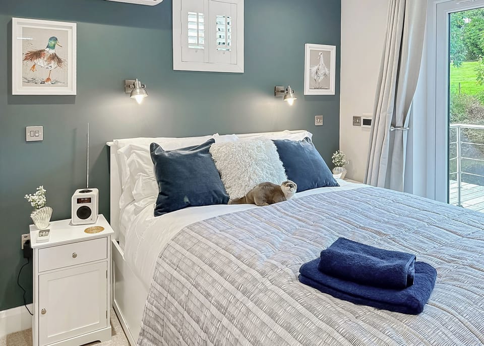 Bed, Bedroom, House