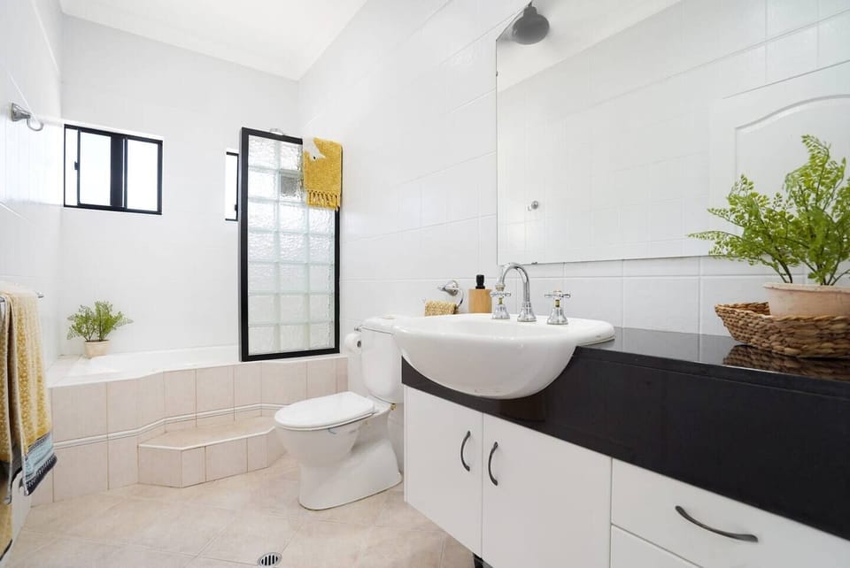 Main bathroom on upper floor