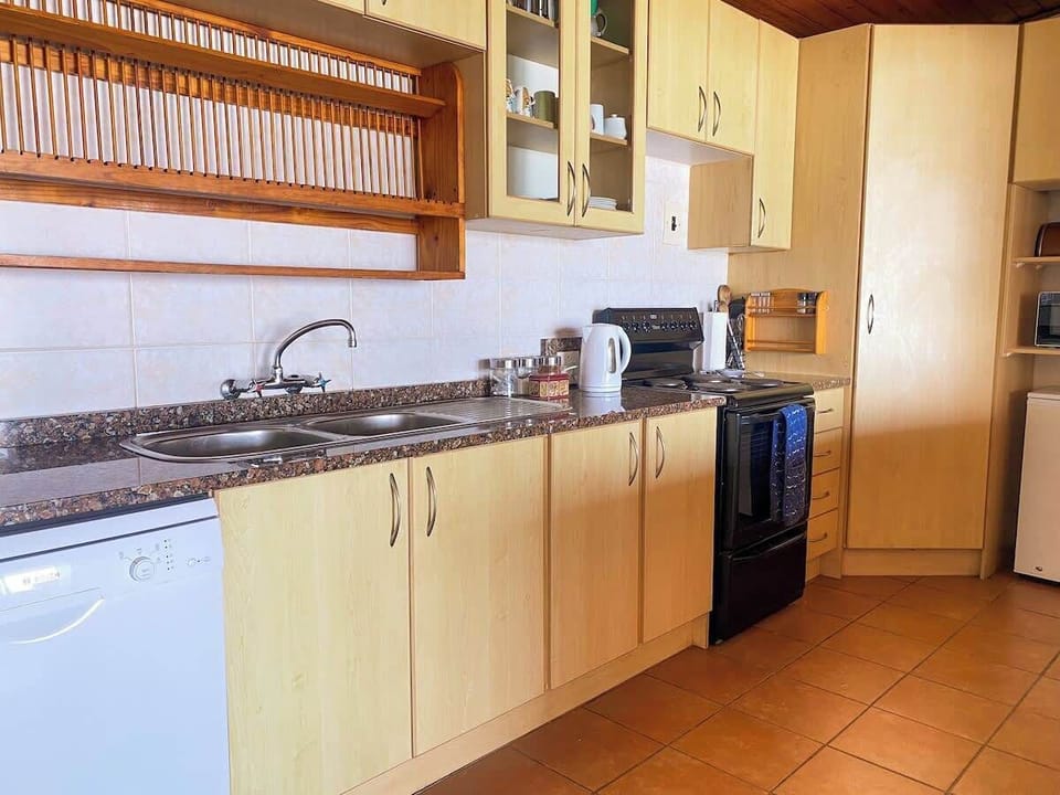 The kitchen is large and perfect to prepare those big family meals that brings everyone together. 