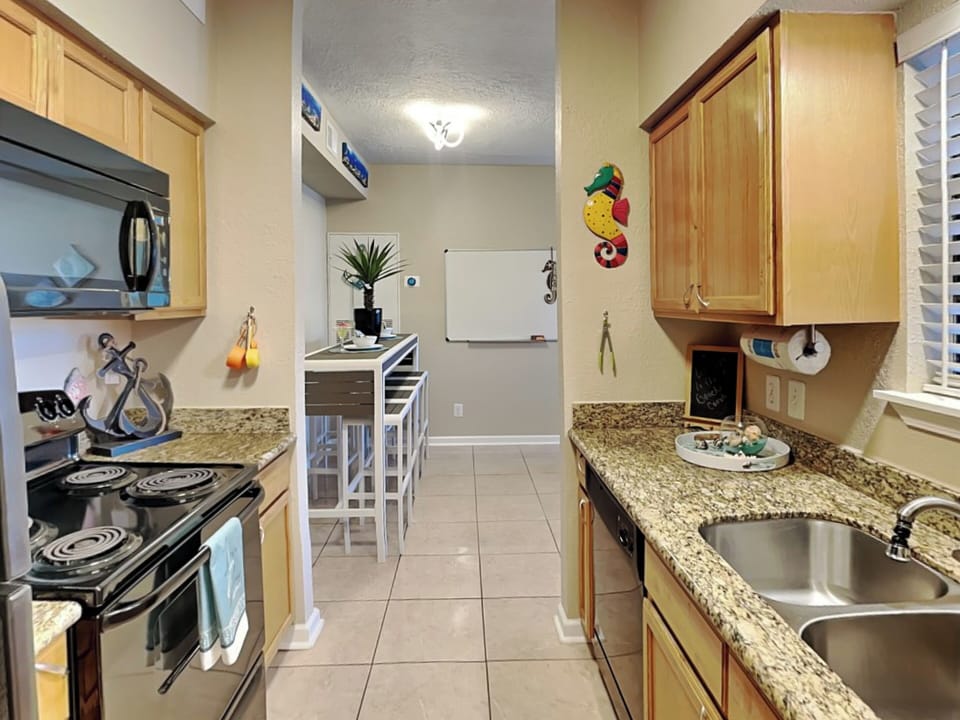 Full Size Kitchen