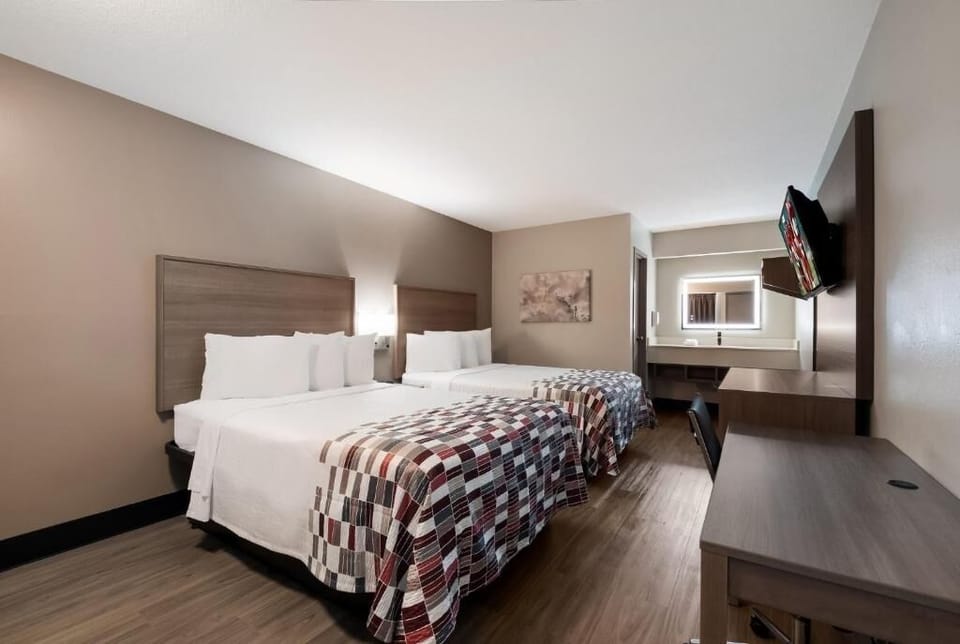 Deluxe 2 Full Beds Non-Smoking