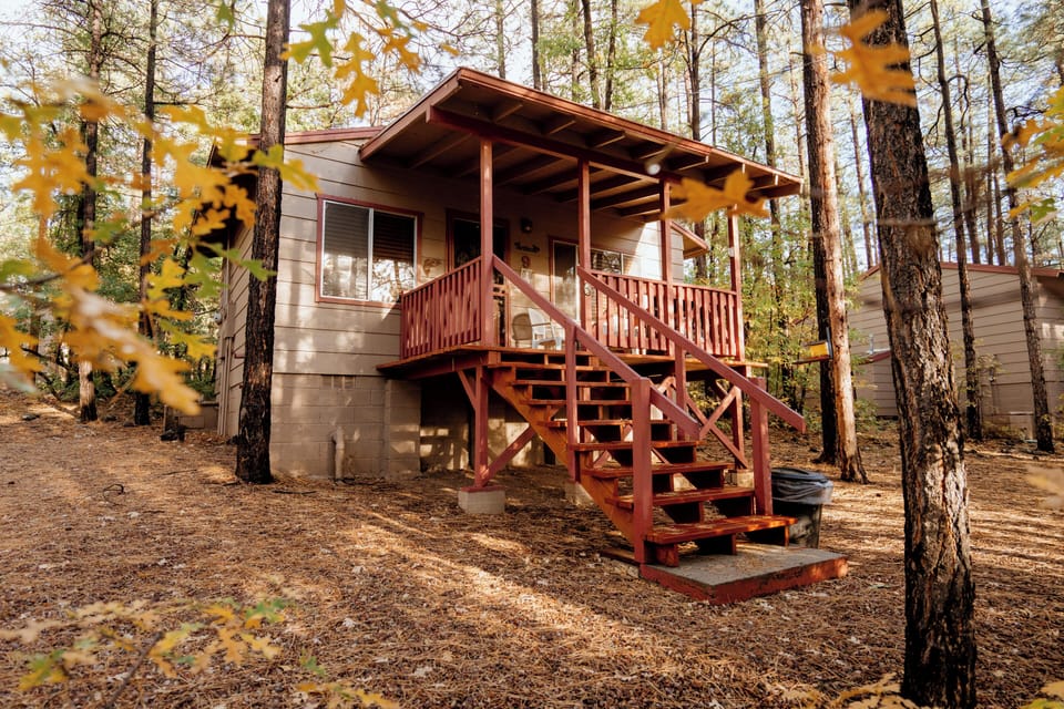 10 19 24NorthwoodResort Cabin#9 2
