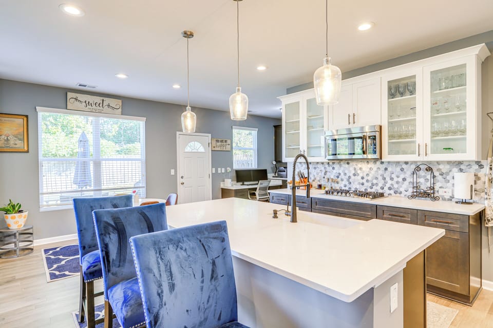 Kitchen | 1st Floor | Cooking Basics | Toaster Oven | Ice Maker