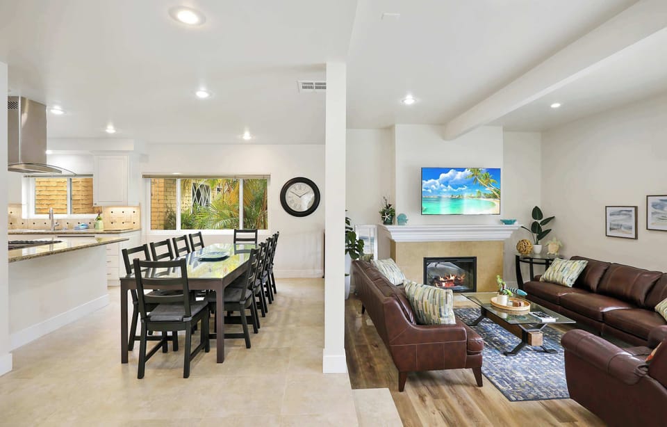Living and dining area