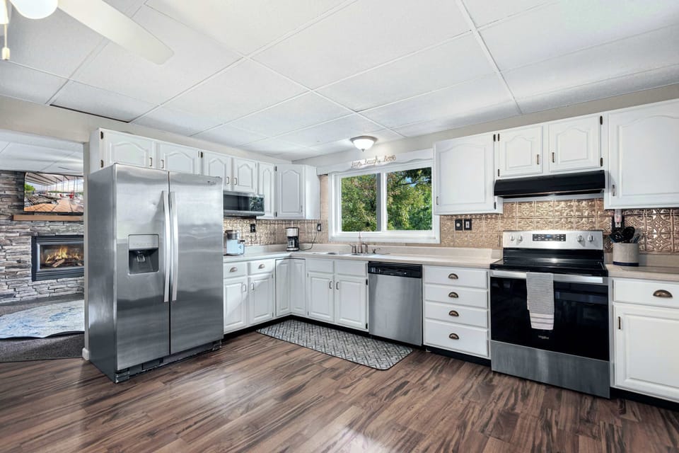 Craft culinary delights in the full kitchen
