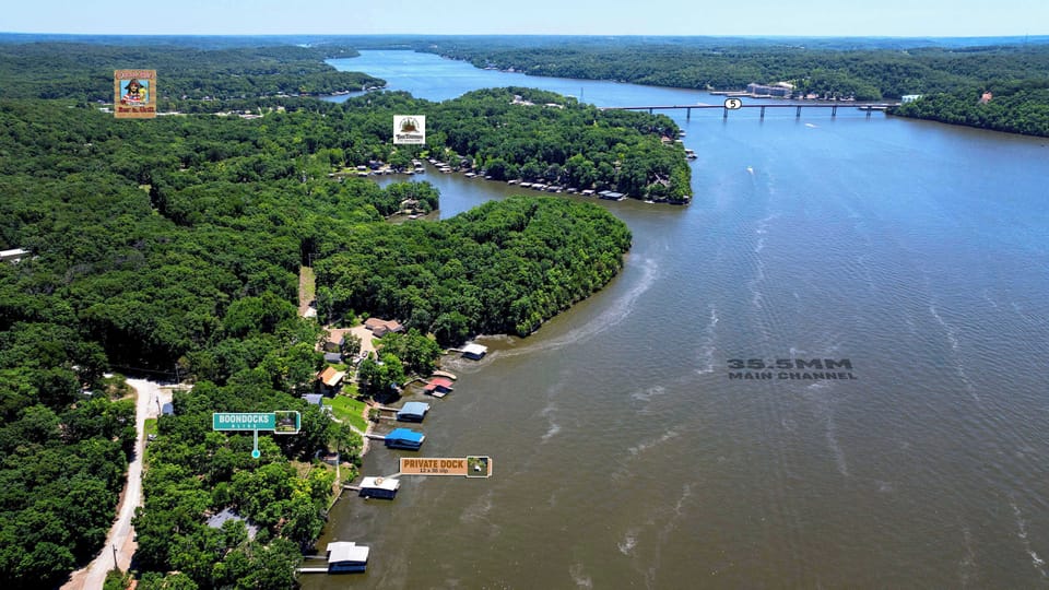 Great Location! Near all the fun bl land and water