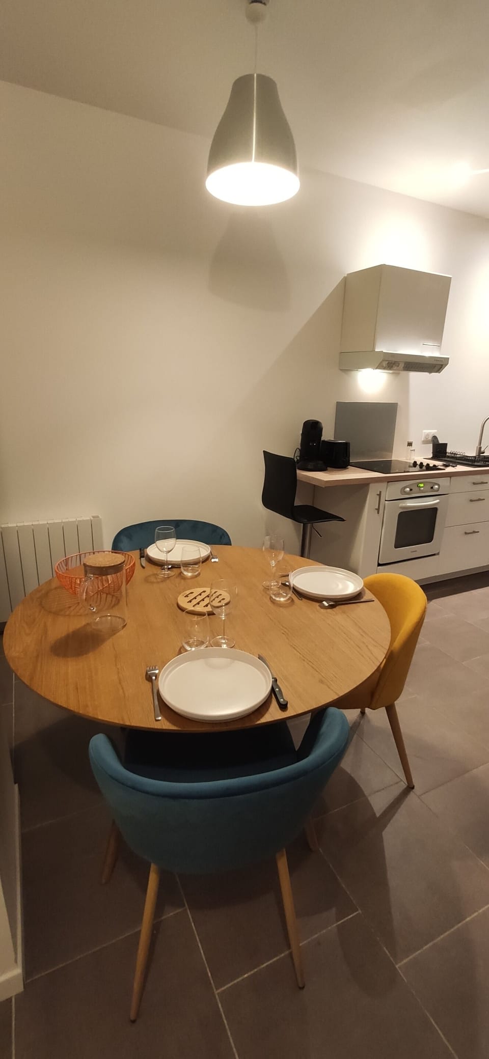 Kitchen and dining area - ground floor studio