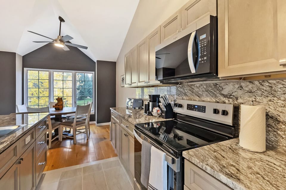 Oven, Stove, Microwave, Dish Washer