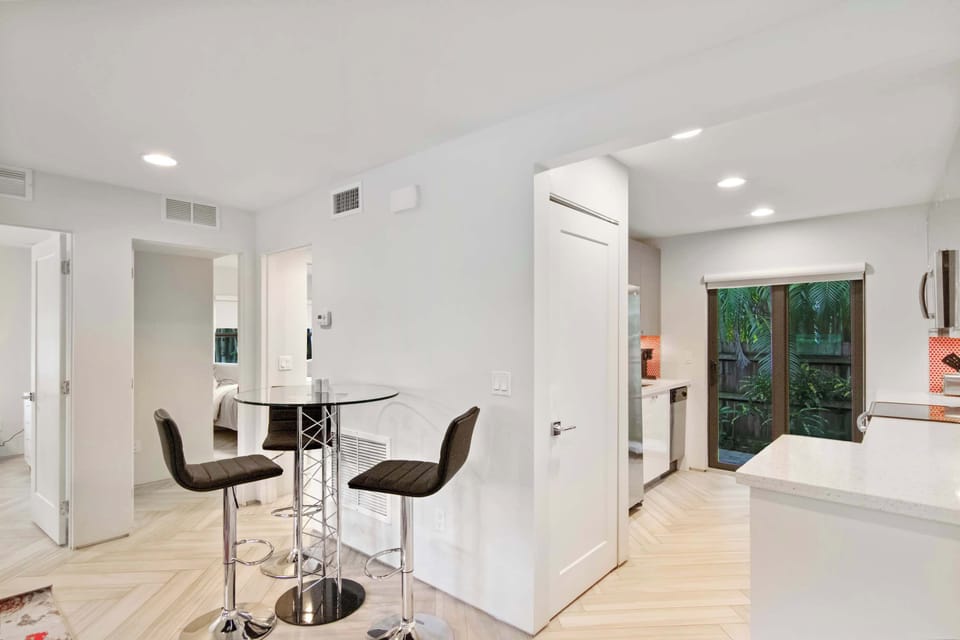 Dining area with bar stool