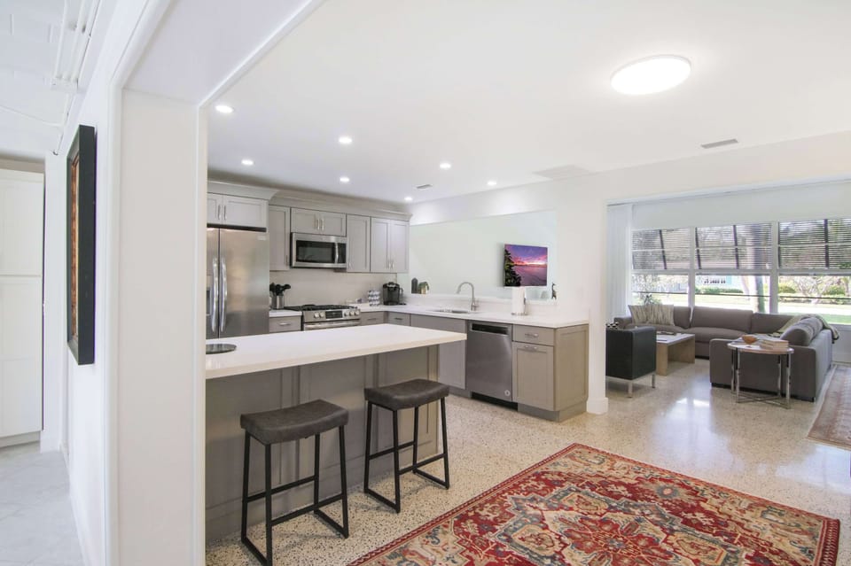 Kitchen bar counter with seating for 2
