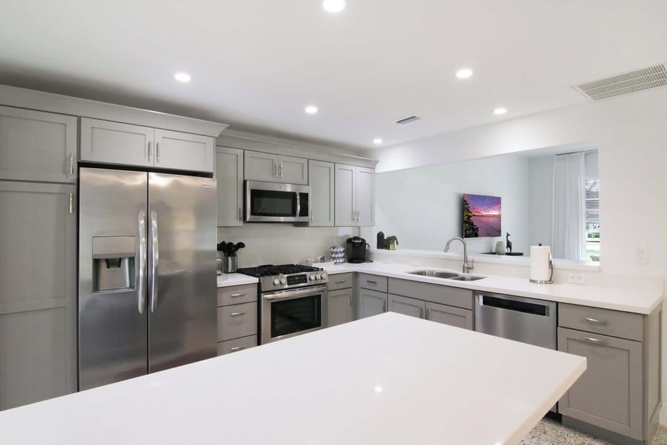 Fully equipped kitchen