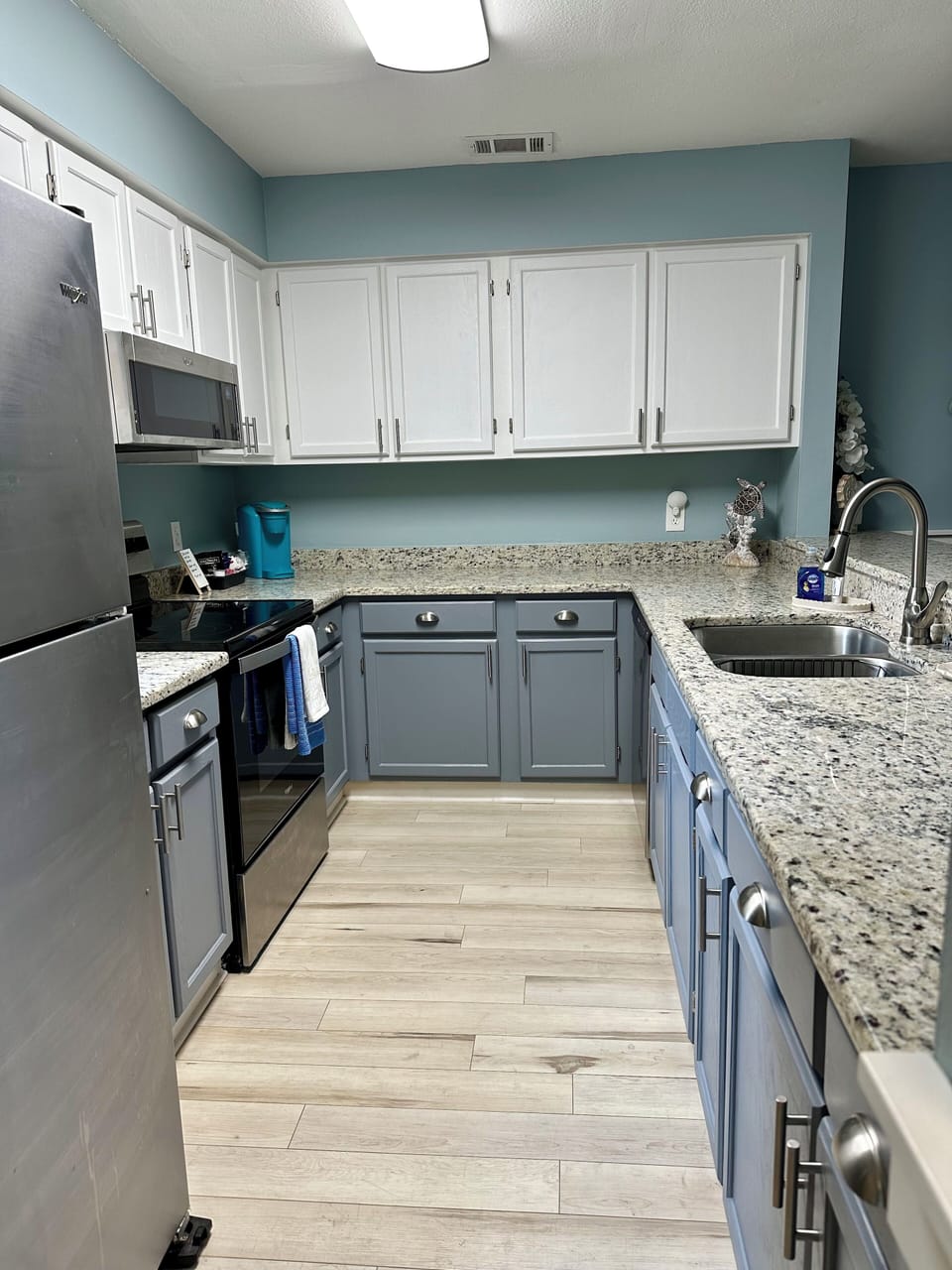 Fully stocked kitchen