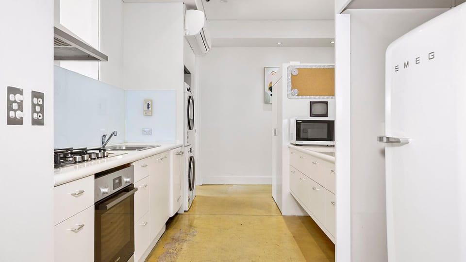 Oven and stovetop to prepare your own meal