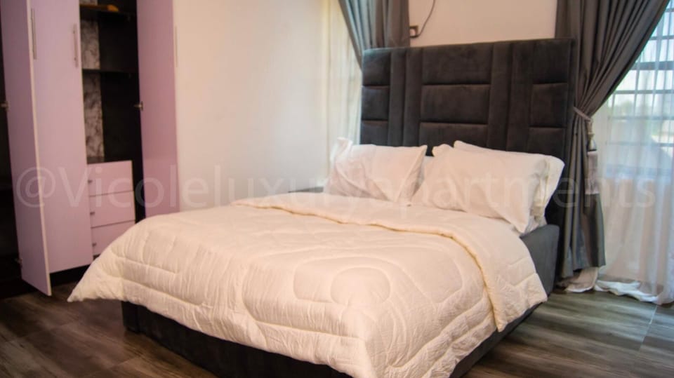 3 bedrooms, iron/ironing board, WiFi