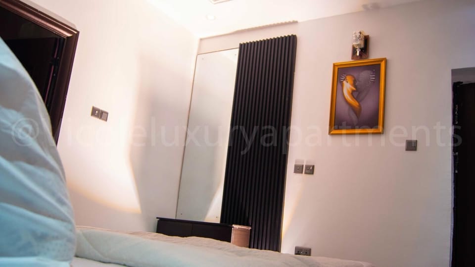 3 bedrooms, iron/ironing board, WiFi