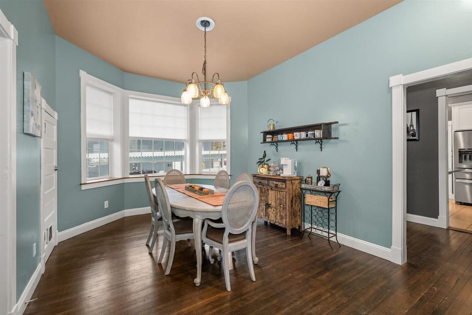 Main Floor - Dining room that sits six with coffee bar. 