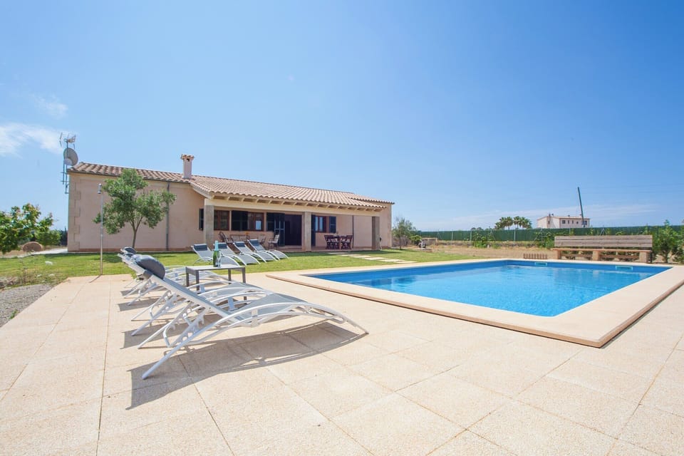 Holiday Home Swimming Pool