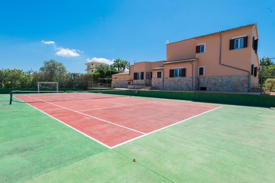 Holiday Home Facilities and Services