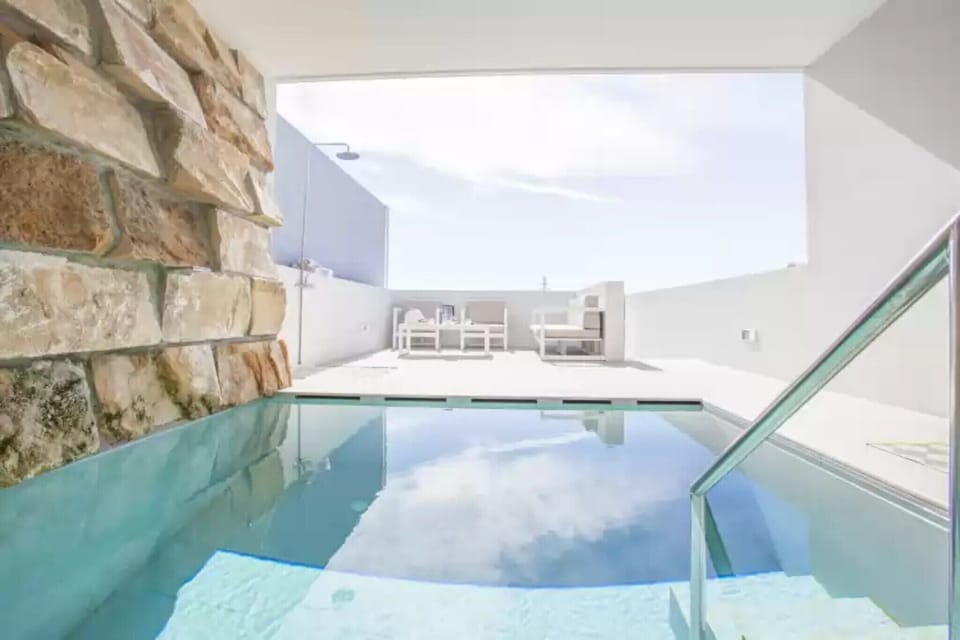 Holiday Home Swimming Pool