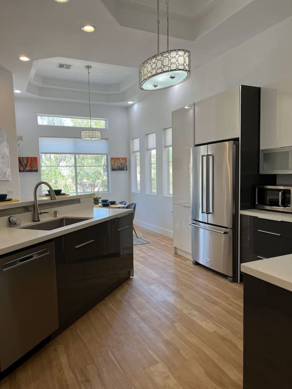 Simple fully equipped kitchen