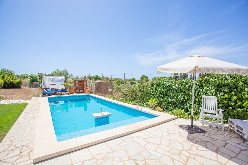 Holiday Home Swimming Pool