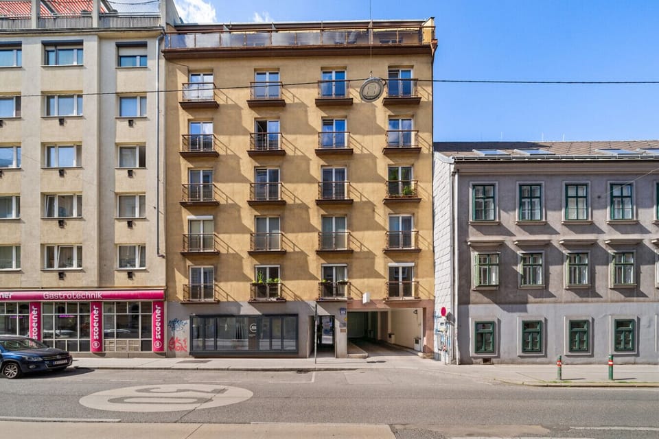 The apartment building outdoor look.