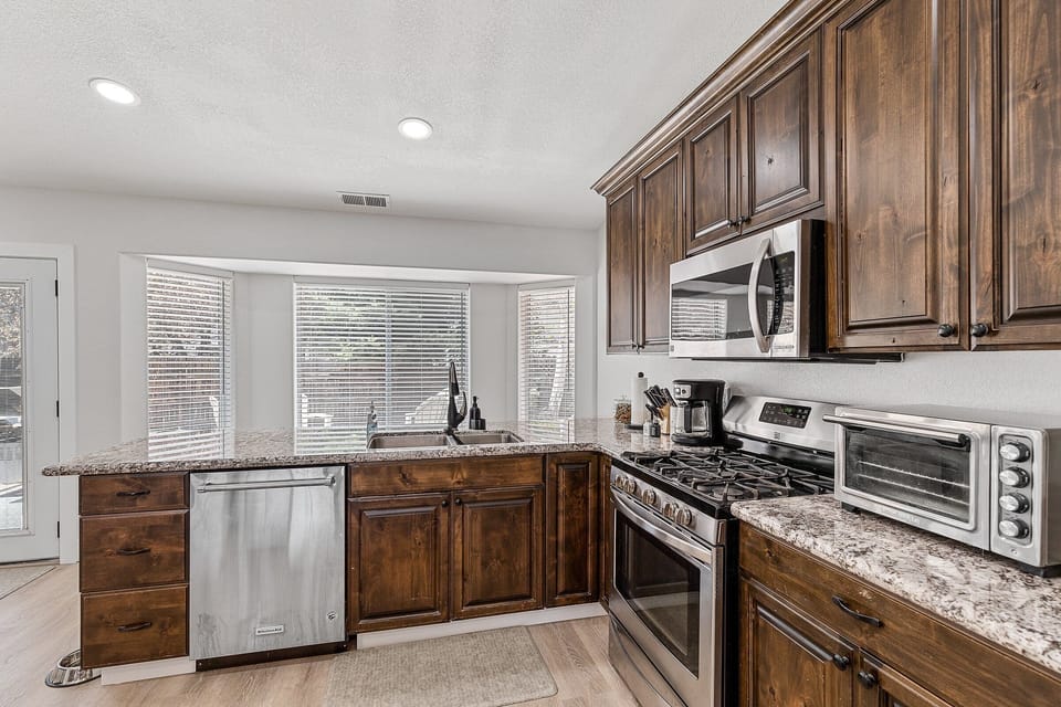 Fully equipped kitchen