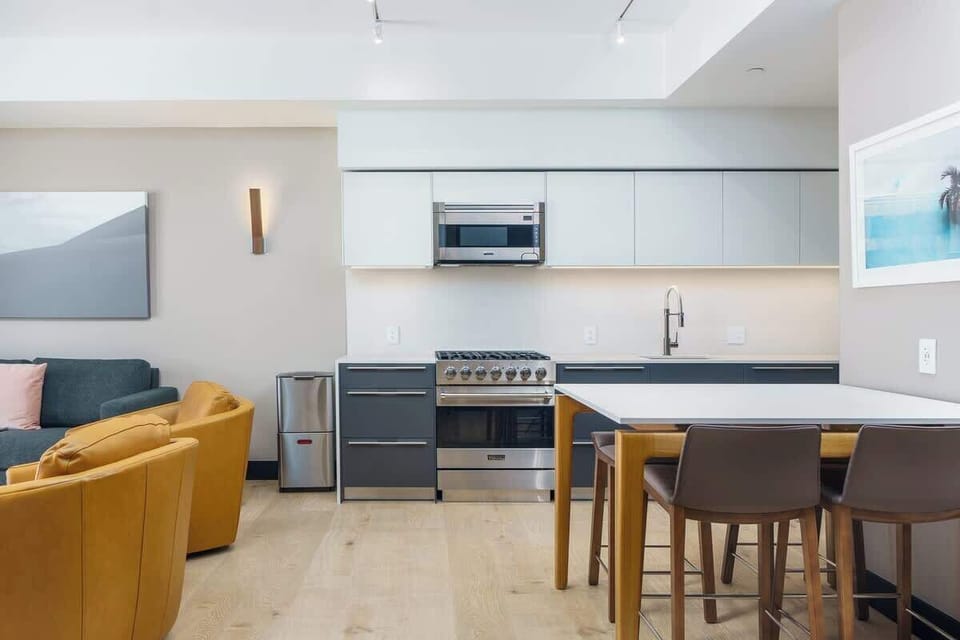 Living Room & Kitchen
