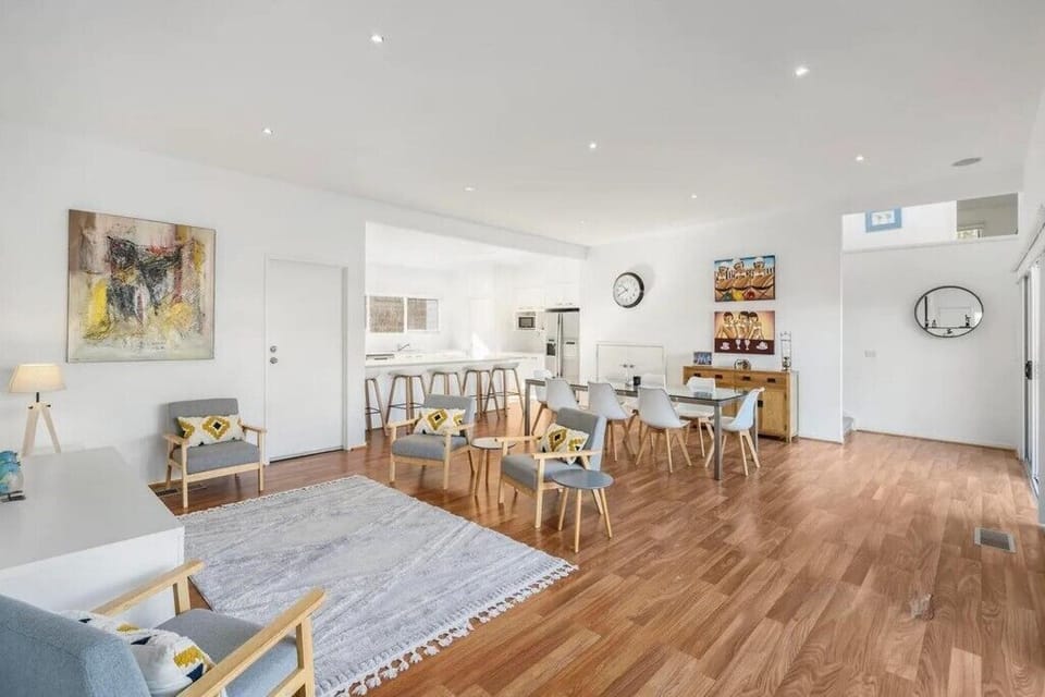 Living, Meals, Kitchen