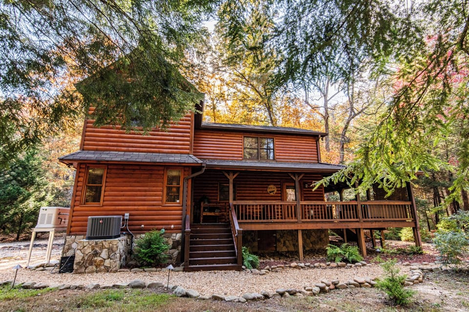 I strongly encourage anyone to rent this cabin it’s amazing -Bettye