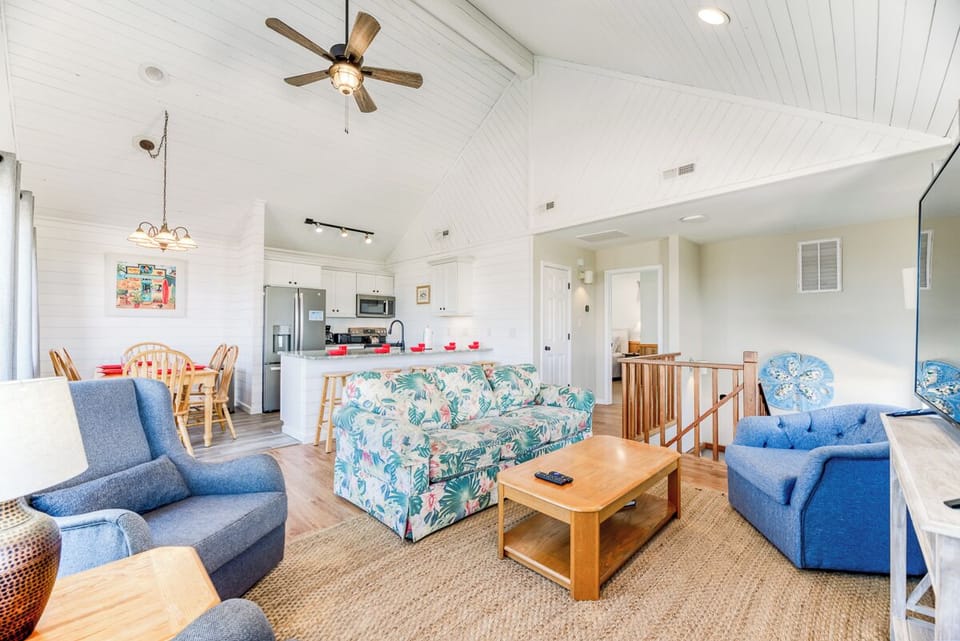Top Level Living Area